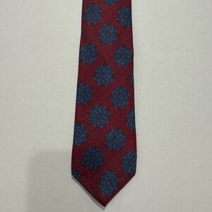 Classic Briar Hand Fashioned for H G Rafalowsky 100% Silk Men's Tie